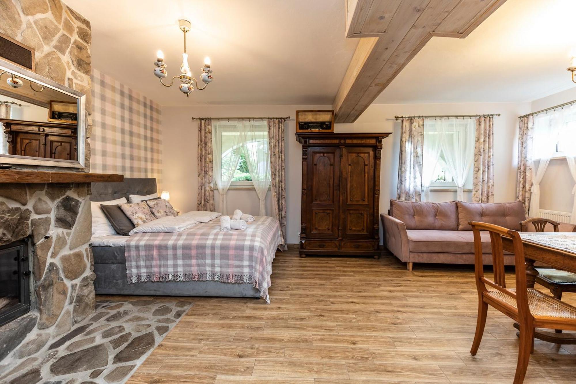 Apartamenty Zielona Owieczka 涅兹卡城堡 客房 照片